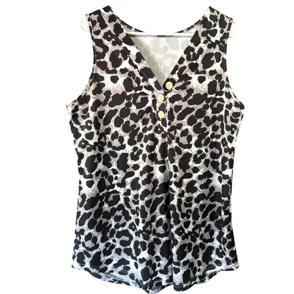 🦩5/$30🦩 Leopard Print Dress Tank - Picture 1 of 3